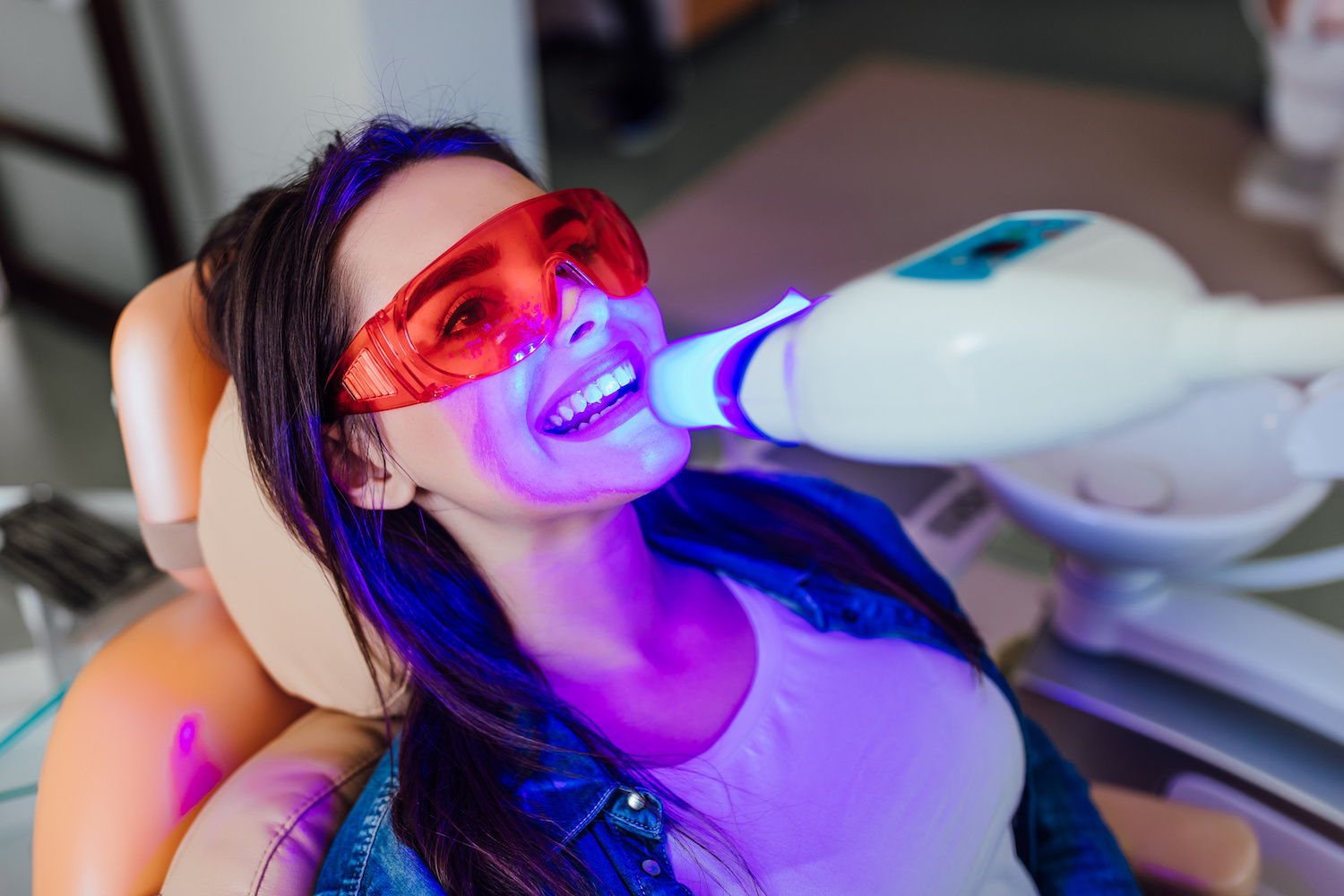 How Long Does Teeth Whitening Last?